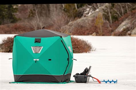 Memancing di Es yang Menyenangkan: Panduan Lengkap untuk Tenda Memancing Es Pop-Up
