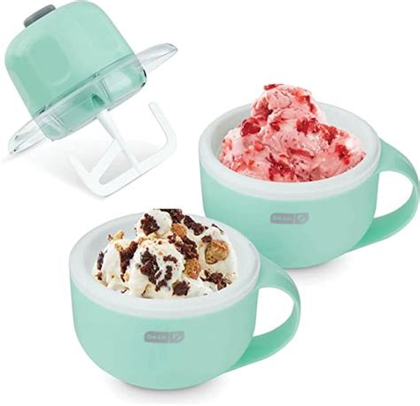 Membuat Es Krim Lezat dengan Dash My Mug Ice Cream Maker Bundle