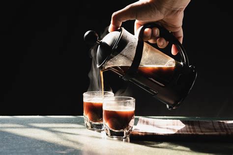 Membuat Kopi Es dengan Mesin Espresso: Panduan Langkah demi Langkah untuk Kesegaran yang Menyegarkan