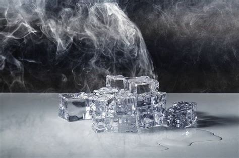 Mengintip Rahasia Membuat Es Batu Sendiri di Rumah dengan Pembuat Es DIY