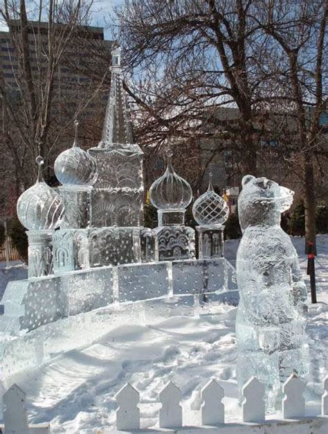 Menyelami Keajaiban Es di Minneapolis: Patung Es yang Menakjubkan