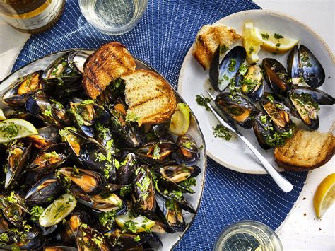 Mussels on the Grill: A Culinary Odyssey of Flavors and Nutrition