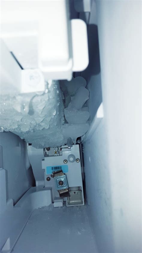 My Ice Machine Is Frozen: What Do I Do?