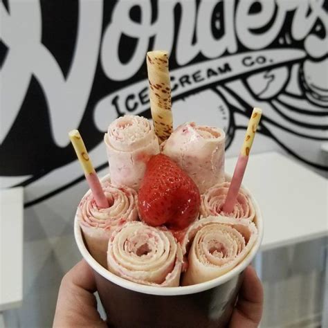 Nikmati Sensasi Manis yang Menggulung: Jelajahi Pesona Rolled Ice Cream Minneapolis