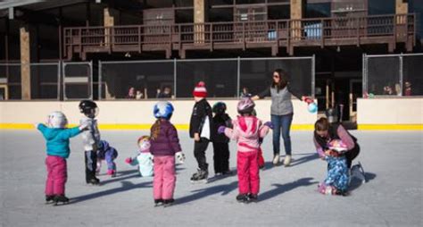 North Park Ice Rink: Capture Winter Memories with Stunning Photos