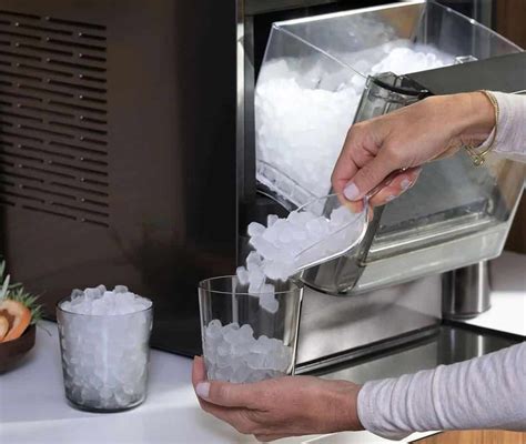 Nugget Ice Makers: The Ultimate Guide to Transform Your Chilled Beverage Experience