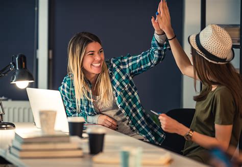 Ny kollega: Din guide til at få succes på dit nye arbejdssted