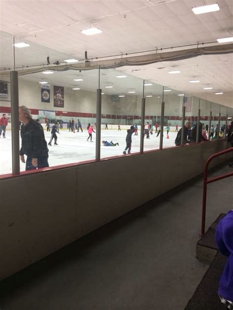 Oak Lawn Ice Arena: A Skating Destination for All
