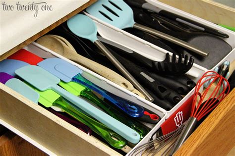 Organizing Utensil Drawer