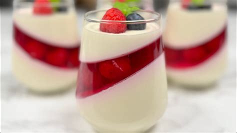 Panna Cotta Cheesecake: A Symphony of Sweetness