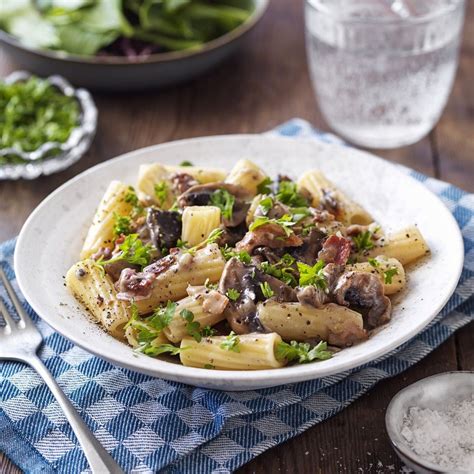 Pasta Champinjoner Bacon: Ett Oslagbart Val för God Mat och Optimal Hälsa