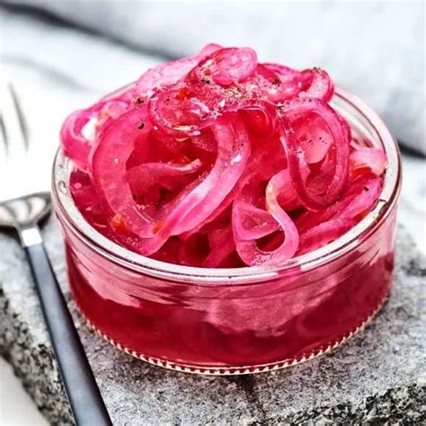 Picklad rödlök utan socker: Njut av de hälsosamma fördelarna utan att offra smaken