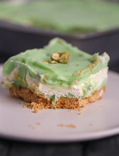 Pistachio Ice Box Cake: A Refreshing Summer Treat