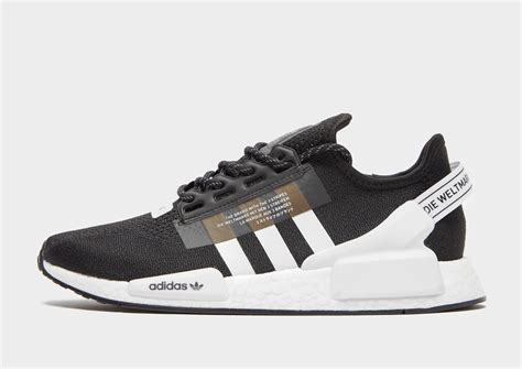Practicality and Comfort Meet Style: A Comprehensive Guide to Mens Adidas Originals NMD R1 V2 Casual Shoes