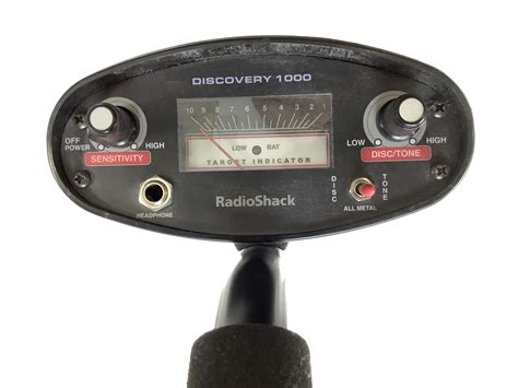 Radio Shack Discovery 1000 Metal Detector Owners Manual