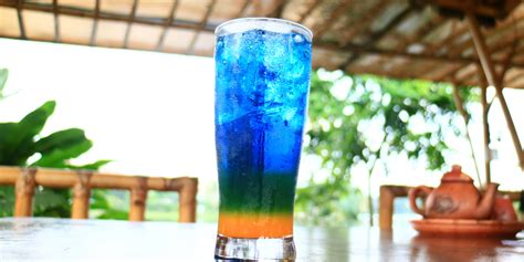 Rasakan Sensasi Kesegaran Blue Razz Ice, Minuman yang Menyegarkan Jiwa!