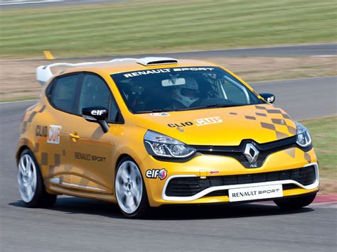 Renault Clio Sport: The Ultimate Driving Experience