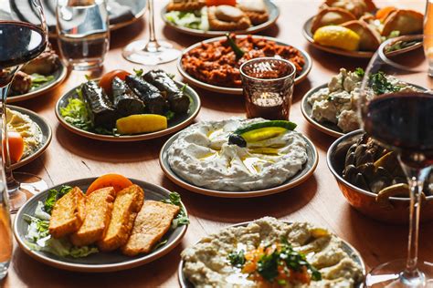 Resan till kulinariska Libanesiska smaker i Skövde