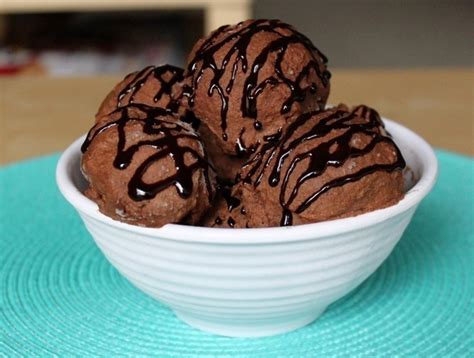 Resep Es Krim Cokelat Selai Kacang yang Bikin Hati Lembut