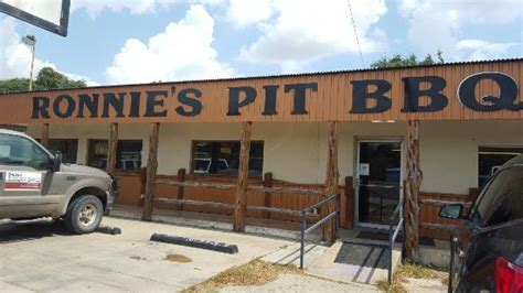Ronnies Ice House Barbeque: A Taste of Tradition