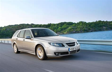 Saab 9-5 Turbo: A Symphony of Power and Precision