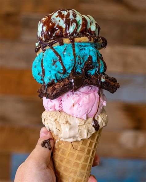 San Franciscos Ice Cream Delights: A Comprehensive Guide to the Citys Frozen Treats