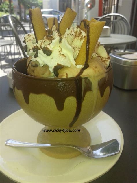 Scopri lirresistibile piacere del gelato italiano: una delizia tutta da gustare!