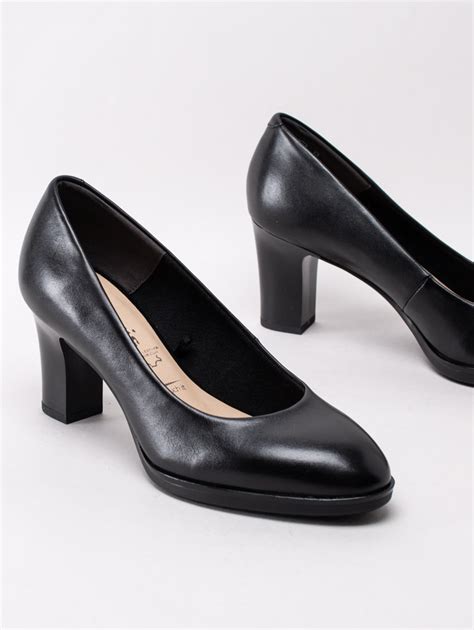 Sköna svarta pumps - den perfekta skon för alla tillfällen