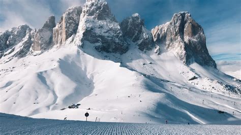 Skidåkning i Slovenien: Upptäck ett Vinterparadis Mitt i Alperna