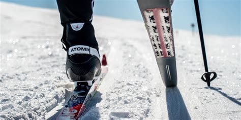 Skiing with Skintec Skidor: Innovation at Your Feet