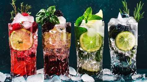 Sparkling Innovation: Elevate Your Cocktail Game with the Diamond Ice Maker