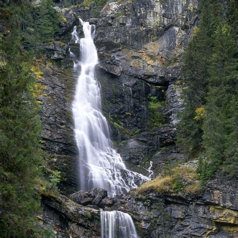 Stort vattenfall korsord: En resa av upptäckt och inspiration