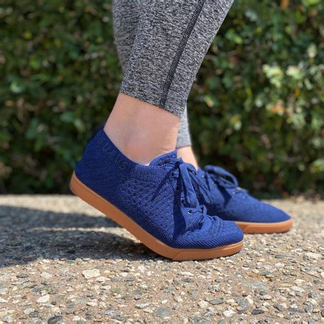 Suavs Shoes Reviews: Comfort and Style, Woven Together