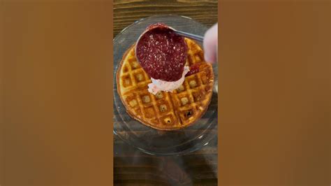 Sugar Ice Cream and Waffles: A Sweet Treat with Endless Possibilities