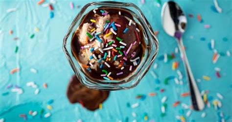 Temukan Kebahagiaan dalam Kedekatan: Cerita Inspiratif Kue Es Krim Ramah