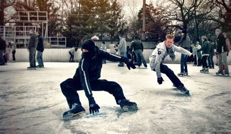 Temukan Pengalaman Meluncur Menyenangkan di Ice Skating Evanston