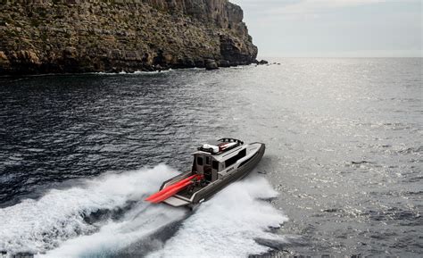 The Scotsman MC46: A Compact and Versatile Yacht Designed for Adventure