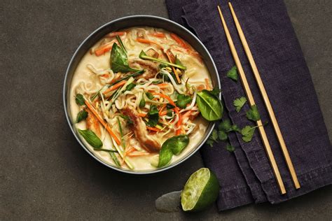 Tom Yum Kyckling: A Culinary Symphony of Flavors and Emotions