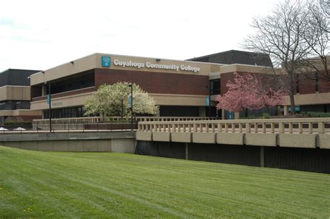 Tri C West Fall Registration 2019 Course Catalog