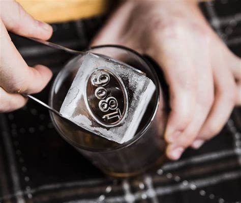 Unleash Your Inner Artist with Personalized Ice Cube Molds
