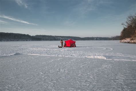 Unlock the Secrets of Ice Fishing: Conquer Winters Frozen Depths with Our Revolutionary Rod
