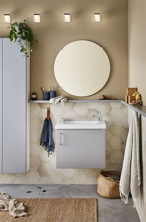 Uppgradera ditt badrum med ett snyggt träskåp