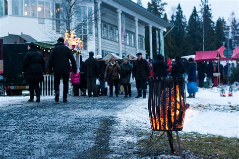 Upplev årets mysigaste julmarknad på Ekerö!