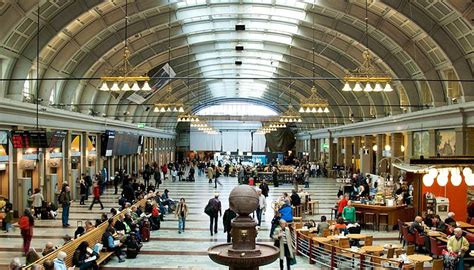 Upplev Stockholms förtrollande avgångar från Centralstationen