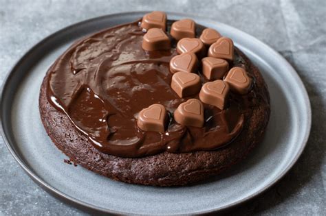 Väck dina sinnen med chokladkaka med ganache: En himmelsk kombination som kommer att glädja dina smaklökar