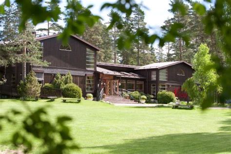 Välkommen till Mullsjö Friluftshotell – en oas för naturälskare och äventyrare