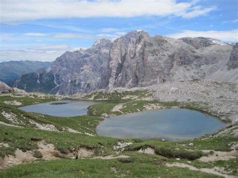 Vandra Dolomiterna på egen hand: En guide för att utforska bergen i din egen takt
