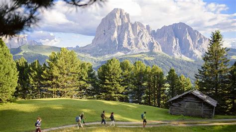 Vandra i Val Gardena: En guide till vandring i Dolomiterna