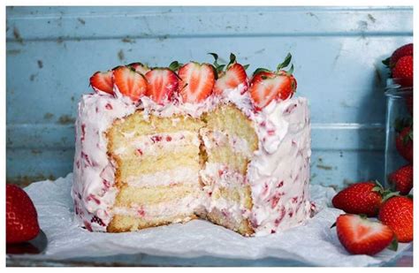 Vaniljmousse Tårta: En Himmelsk Njutning För Själen
