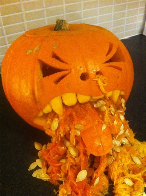 Vomiting Pumpkin Carving Templates